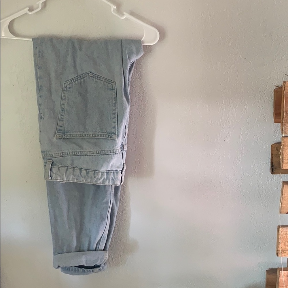 light wash boyfriend jeans